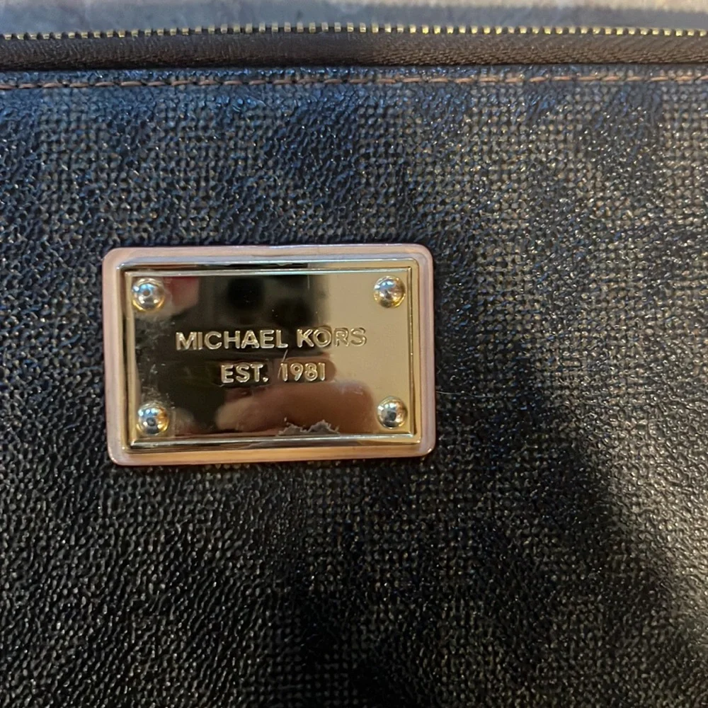 Michael Kors iPad cover